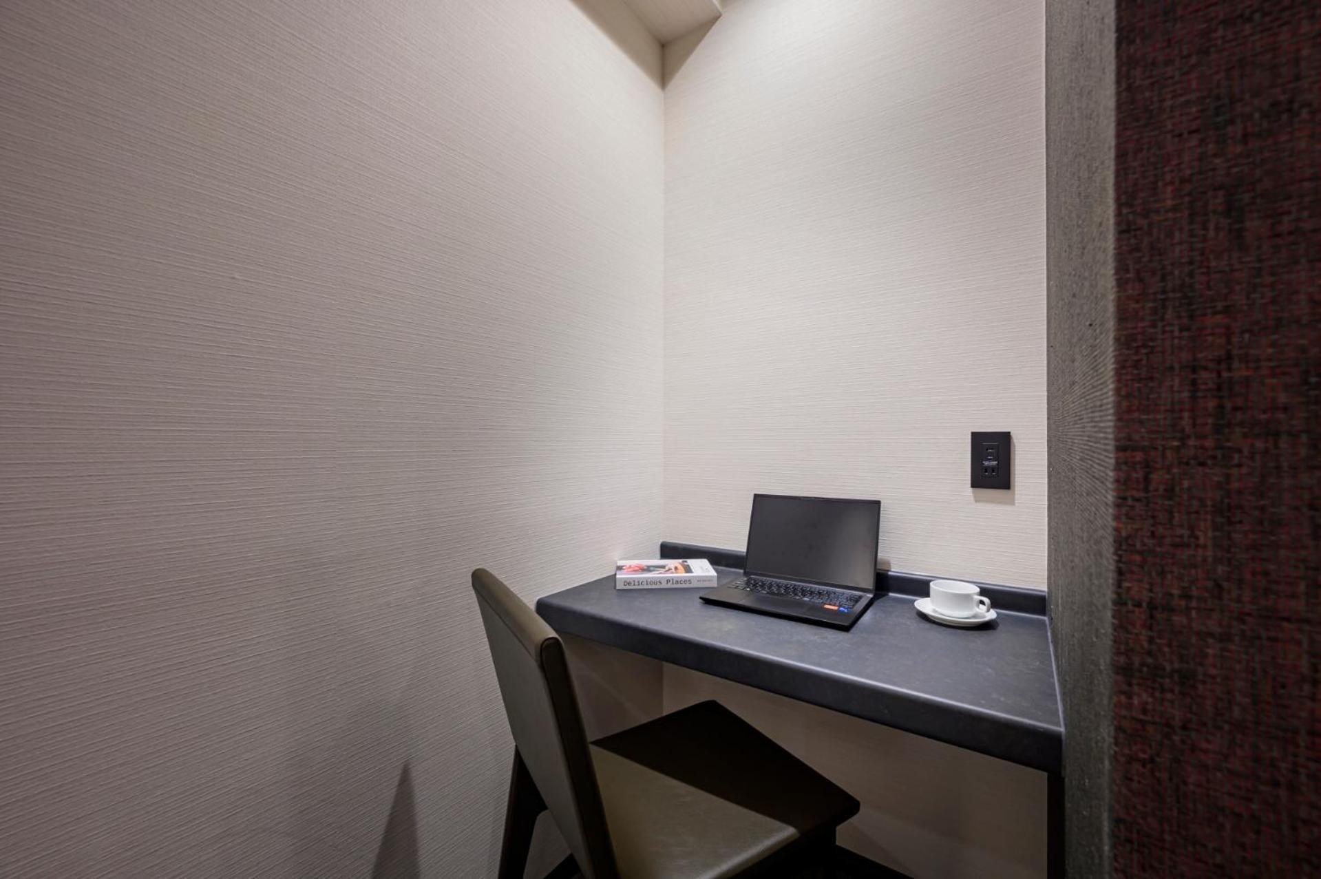 Corest (adults Only) Tokio